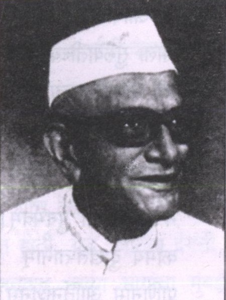 8 morarji desai